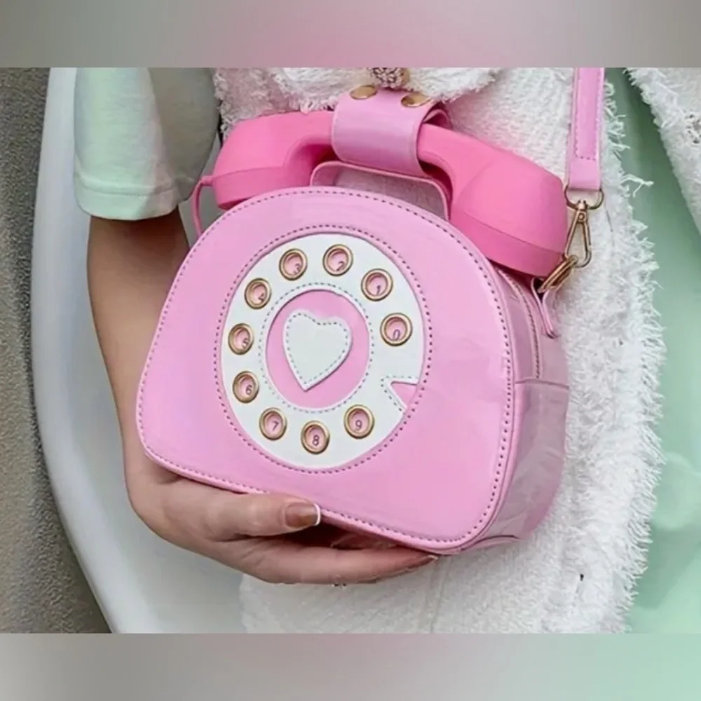 Novelty Purse | Fun & Unique Vintage Rotary Phone Statement Bag - it works!